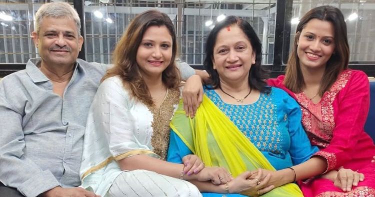 Alka kubal talk about her family