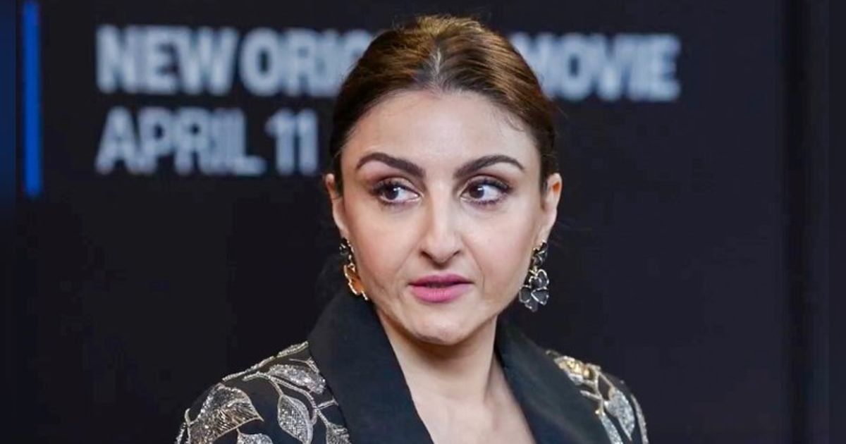 Dirty act with Soha Ali Khan in Italy